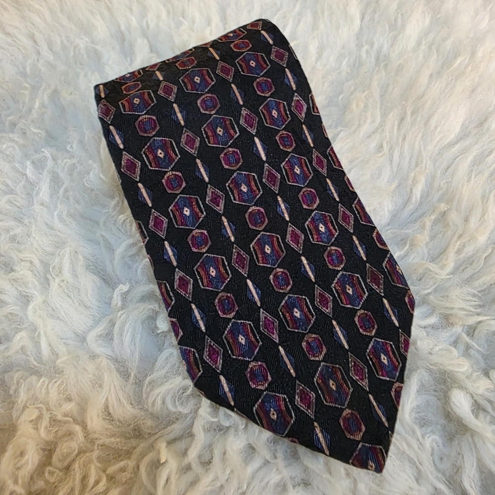 Karl Lagerfeld‎ Geometric Print Tie 100% Silk